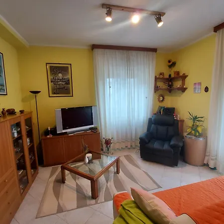 Il Maggiolino Mountain Apartment Sondalo Exterior photo